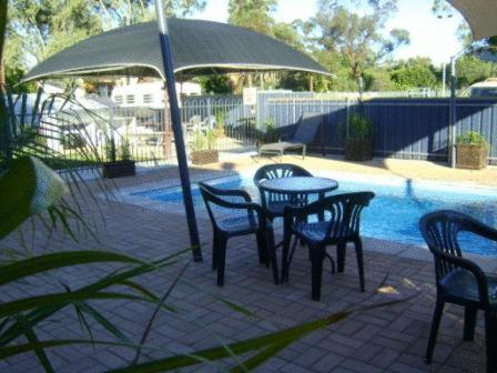 Alice Springs Airport Motel Exterior photo