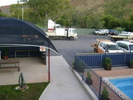 Alice Springs Airport Motel Exterior photo